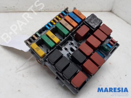 Used Fuse box FIAT 500 C (312_) 0.9 (312AG1A) (86 hp) 31473097