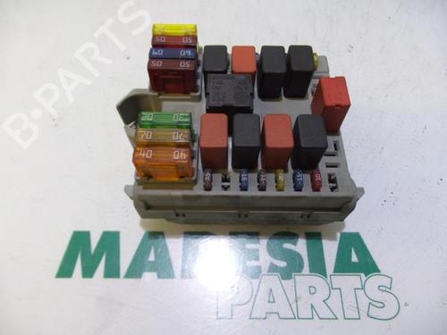 Used Fuse box FIAT PUNTO (188_) 1.2 16V 80 (188.233, .235, .253, .255, .333, .353, .639,... (80 hp) 31456448