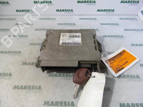 Used Engine control unit (ECU) FIAT PUNTO Convertible (176_) 60 1.2 (58 hp) 31457177