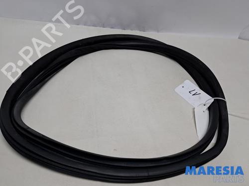 Used Rubber door seal Rubber door seal 39196142 39196142