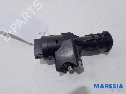 Used Ignition barrel FIAT PANDA (312_, 319_) 0.9 (312PXH1A) (65 hp) 31535982