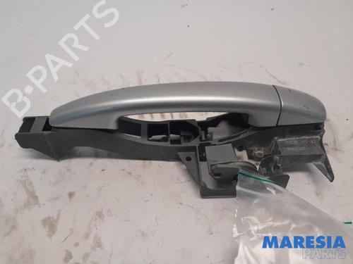 front-right-exterior-door-handle-peugeot-5008-0u_-0e_-2009-2010-2011-2012-2013-2014-2015-2016-2017-31432031 main image