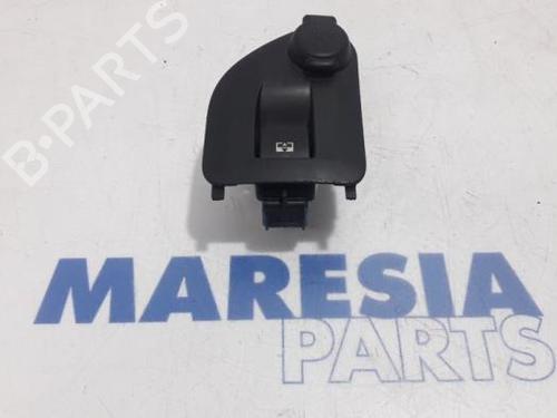 Used Switch PEUGEOT 308 SW I (4E_, 4H_) 1.6 HDi (112 hp) 31433556
