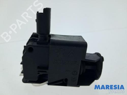 Used Fuel door actuator Fuel door actuator PEUGEOT 308 II (LB_, LP_, LW_, LH_, L3_) 1.6 THP 125 (125 hp) 33296172 33296172