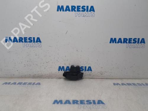 electronic-module-citroen-c4-picasso-ii-2013-31460911 main image