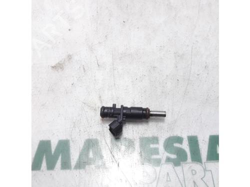 Used Injector CITROËN C3 Picasso (SH_) 1.6 VTi 120 (120 hp) 31513094