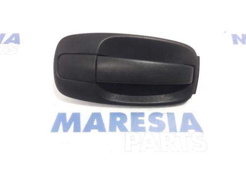 Used Front right exterior door handle RENAULT TRAFIC II Bus (JL) 2.0 dCi 115 (JL00, JL01, JL0H, JL0M, JL0U) (114 hp) 31518154