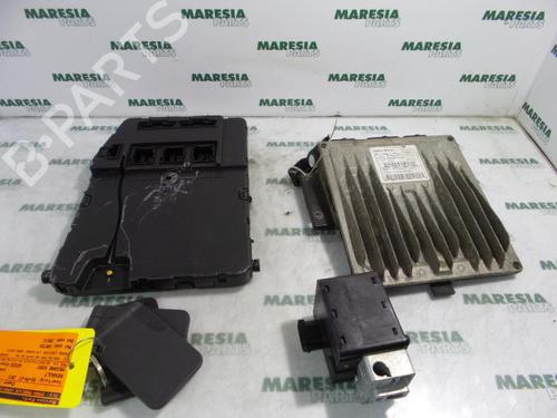 Used Engine control unit (ECU) RENAULT GRAND SCÉNIC II (JM0/1_) 1.5 dCi (JM02, JM13) (101 hp) 31423655