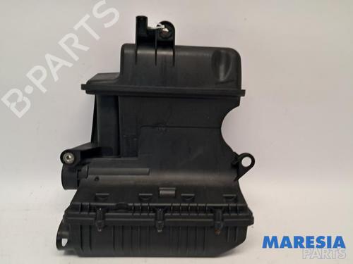 Used Air filter box FIAT 500 (312_) 1.4 (312AXC1B, 312CXC1B) (100 hp) 31499352