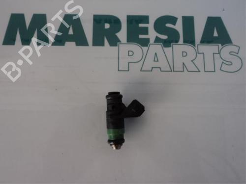 Used Injector RENAULT SCÉNIC I MPV (JA0/1_, FA0_) 2.0 16V (JA1B, JA1D, JA0C) (139 hp) 31460592
