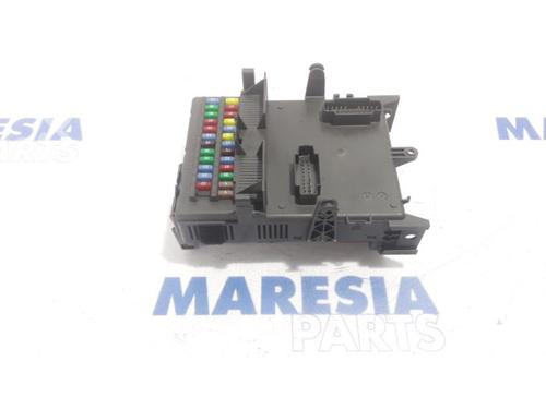 Used Fuse box RENAULT ESPACE IV (JK0/1_) 2.0 (JK0A, JK1D, JK0N) (170 hp) 31436974