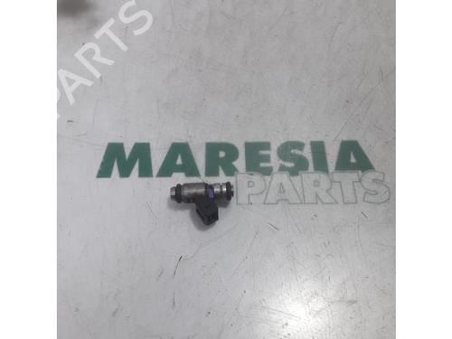 Used Injector FIAT PUNTO (188_) 1.2 60 (188.030, .050, .130, .150, .230, .250) (60 hp) 31387157