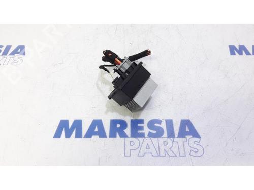 Used Electronic sensor CITROËN C4 Picasso II 1.6 BlueHDi 120 (120 hp) 31392273