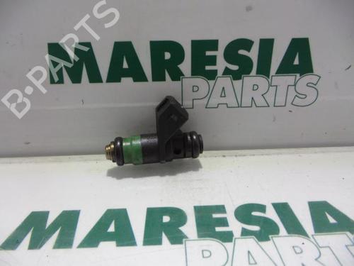 Used Injector Injector RENAULT SCÉNIC I MPV (JA0/1_, FA0_) 2.0 16V (JA1D, JA17) (140 hp) 31446811 31446811
