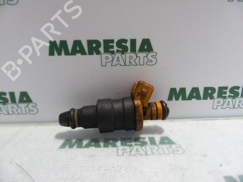 Used Injector Injector FIAT PUNTO (176_) 75 1.2 (73 hp) 31417690 31417690