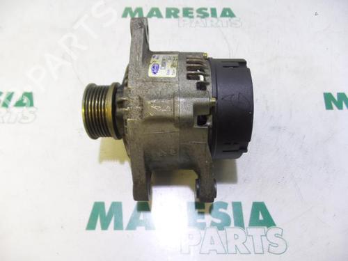 Used Alternator Alternator FIAT BRAVA (182_) 1.4 12 V (182.BA) (80 hp) 31426047 31426047