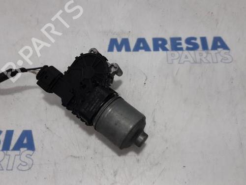 Used Front wiper motor OPEL COMBO Box Body/MPV (X12) 1.3 CDTI (B05) (90 hp) 31528423