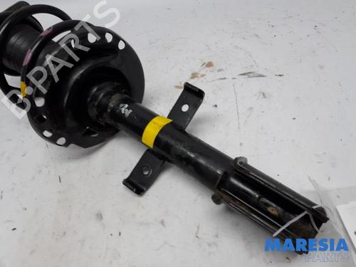 Right front shock absorber RENAULT CAPTUR I (J5_, H5_) 1.2 TCe 120 | BP31409442M17