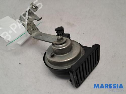 Toeter FIAT 500L (351_, 352_) 1.4 (199LYF1B) (120 hp) 31425744