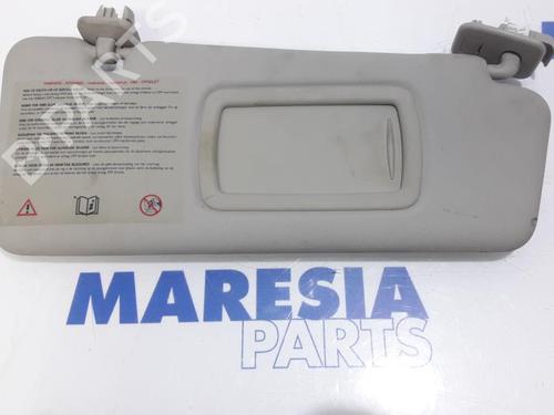 Used Right sun visor RENAULT MEGANE III Grandtour (KZ0/1) 1.5 dCi (KZ09, KZ0D, KZ1G, KZ29, KZ14, KZ1W, KZ10, KZ1F,... (110 hp) 31487849