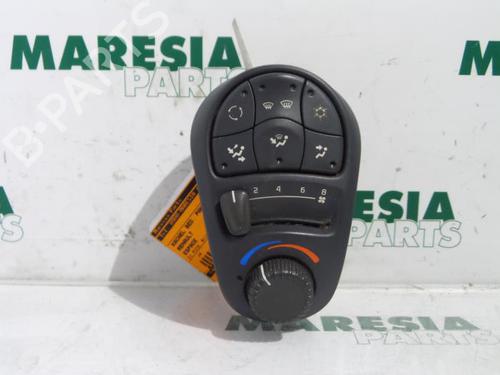 Used Climate control Climate control RENAULT ESPACE III (JE0_) 2.0 (JE0A) (114 hp) 31434910 31434910