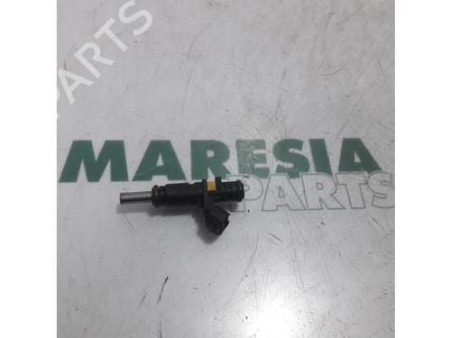 Inyector PEUGEOT 207 (WA_, WC_) 1.4 16V (95 hp) 31484359