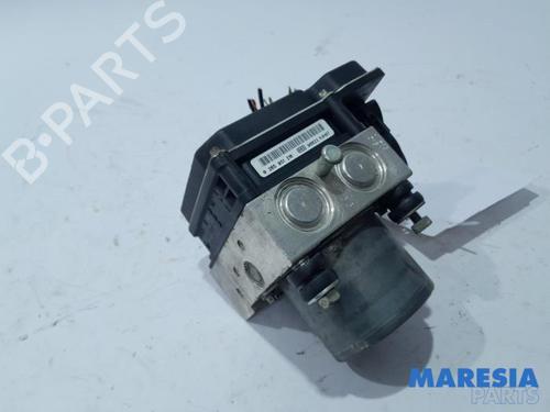 Used ABS pump ALFA ROMEO MITO (955_) 1.4 TJet (955AXG1A) (120 hp) 31472301