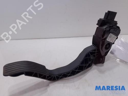 Used Electronic module CITROËN C3 II (SC_) 1.6 VTi 120 (120 hp) 31410789