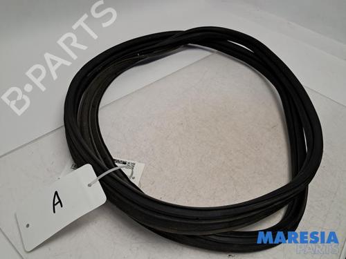Traversa Traversa ALFA ROMEO GIULIETTA (940_) 1.4 TB (940FXB1A, 940FXB11) (170 hp) 36041397 36041397