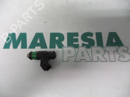 Used Injector RENAULT SCÉNIC II (JM0/1_) 2.0 (JM05, JM0U, JM1N, JM1U, JM2V) (135 hp) 31434204