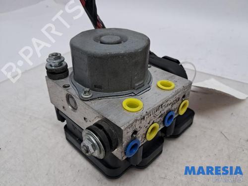 ABS pump RENAULT CAPTUR I (J5_, H5_) 0.9 TCe 90 | BP38758645M43 - Image 2