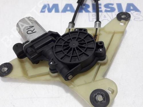 Front right window mechanism RENAULT MASTER III Van (FV) 2.3 dCi 150 FWD (FV0F, FV03, FV09) | BP31526720C23
