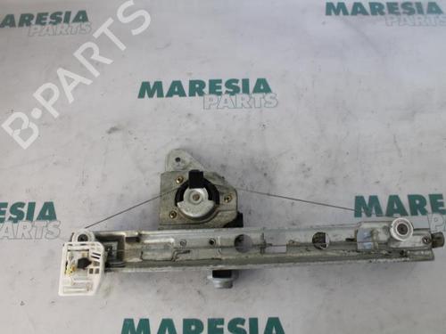rear-right-window-mechanism-renault-megane-ii-estate-km01_-2003-2004-2005-2006-2007-2008-2009-2010-2011-2012-31464663 main image