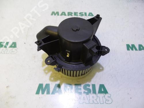 Used Heater blower motor FIAT PUNTO (188_) 1.2 60 (188.030, .050, .130, .150, .230, .250) (60 hp) 31390719