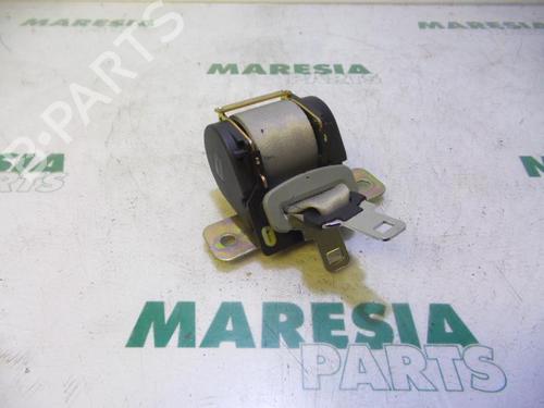 Used Rear center seatbelt RENAULT SCÉNIC I MPV (JA0/1_, FA0_) 1.6 (JA00, JA16, JA15, JA19, JA1V, JA2B, JA2C, JA0B,... (107 hp) 31477088