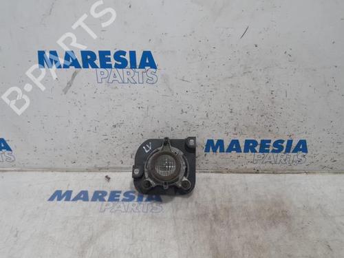 left-front-fog-light-fiat-500-312_-2007-31479853 main image