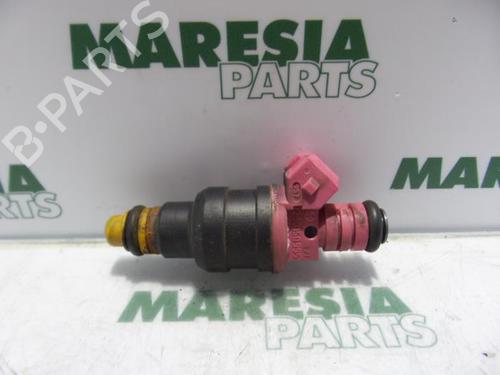 Used Injector RENAULT TWINGO I (C06_) 1.2 (C066, C068) (58 hp) 31424304