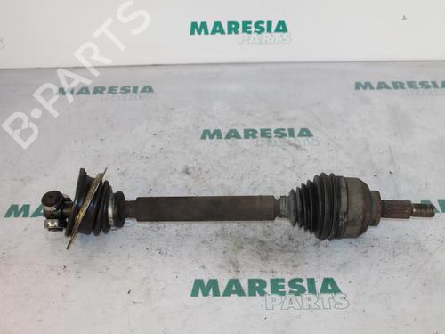 Used Left front driveshaft RENAULT LAGUNA II (BG0/1_) 1.9 dCi (107 hp) 31530040