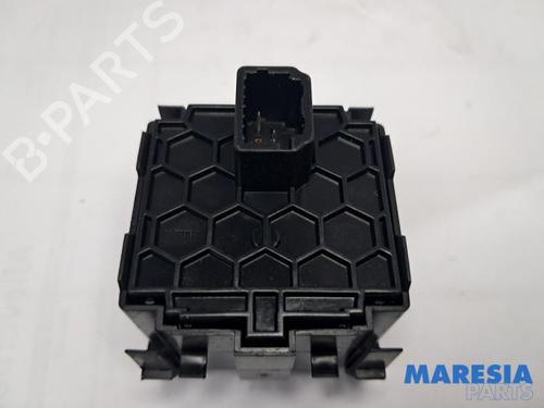 Switch RENAULT CLIO IV (BH_) 0.9 TCe 90 (BHNF, BHMA, BHMH, BHJK, BHJR) | BP39750751I30 - Image 3