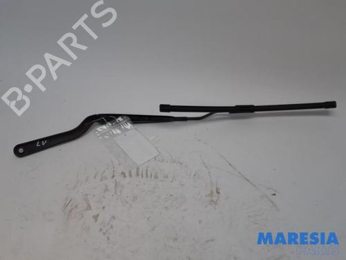 Front windshield wiper arm RENAULT TWINGO III (BCM_, BCA_) 1.0 SCe 70 | BP31440397C143