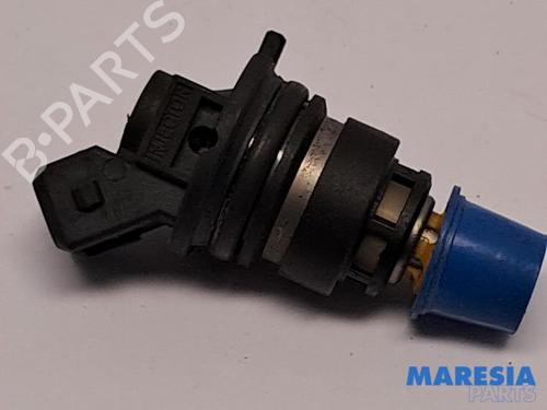injector-renault-espace-iii-je0_-1996-1997-1998-1999-2000-2001-2002-31448115 main image