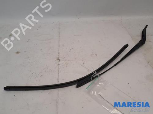 Used Front windshield wiper arm CITROËN DS3 (SA_) 1.6 THP 155 (156 hp) 31486472