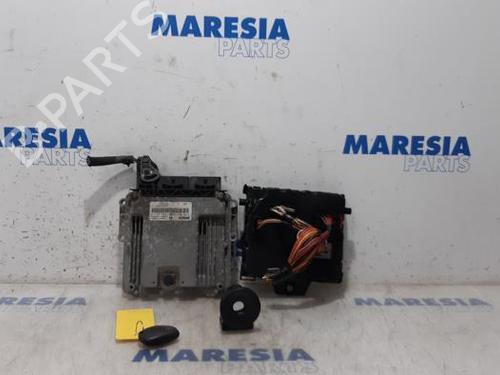Used Engine control unit (ECU) RENAULT MASTER III Van (FV) 2.3 dCi 100 FWD (FV0A, FV0B, FV0G, FV0K, FV0H) (101 hp) 31406732