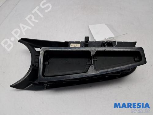 Air vent PEUGEOT 3008 I MPV (0U_) 1.6 THP | BP31481336I21 