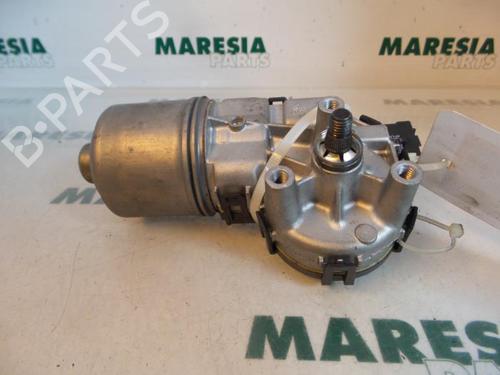 Used Front wiper motor PEUGEOT 206 Hatchback (2A/C) 1.4 i (75 hp) 31510600