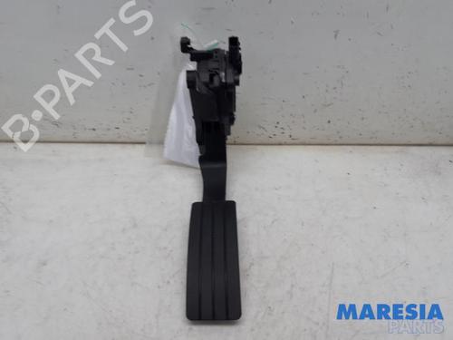 Used Pedal RENAULT CLIO IV Grandtour (KH_) 0.9 TCe 90 (90 hp) 31386949
