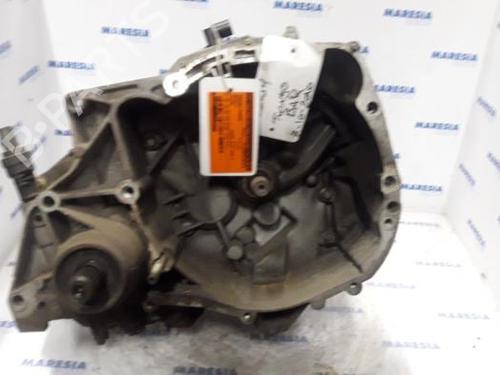 gearbox-renault-twingo-i-c06_-1993-1994-1995-1996-1997-1998-1999-2000-2001-2002-2003-2004-2005-2006-2007-2008-2009-2010-2011-2012-31400795 main image