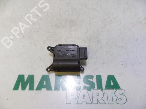 other-lancia-thesis-841_-2002-2003-2004-2005-2006-2007-2008-2009-31410943 main image