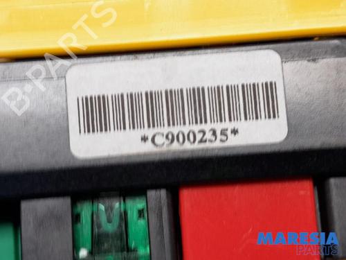 Fuse box CITROËN C4 CACTUS 1.2 VTi 82 | BP31419990E1