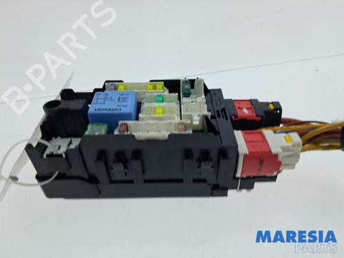 fuse-box-citroen-c4-ii-nc_-2009-34724122 main image